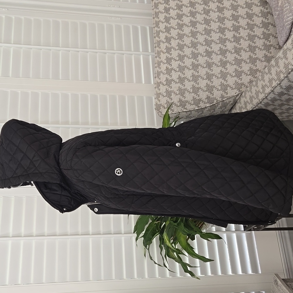 LAST CHANCE!  Calvin Klein Women's Quilted Black Hooded Jacket - Picture 3 of 16